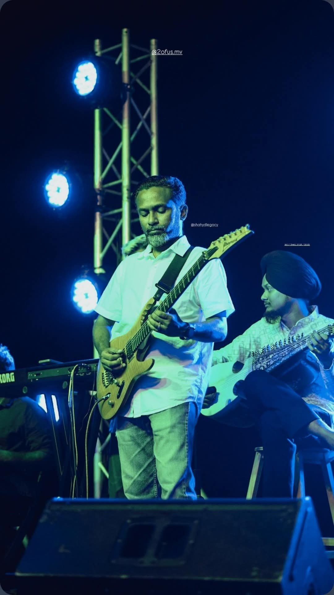 Shahyd Legacy performing